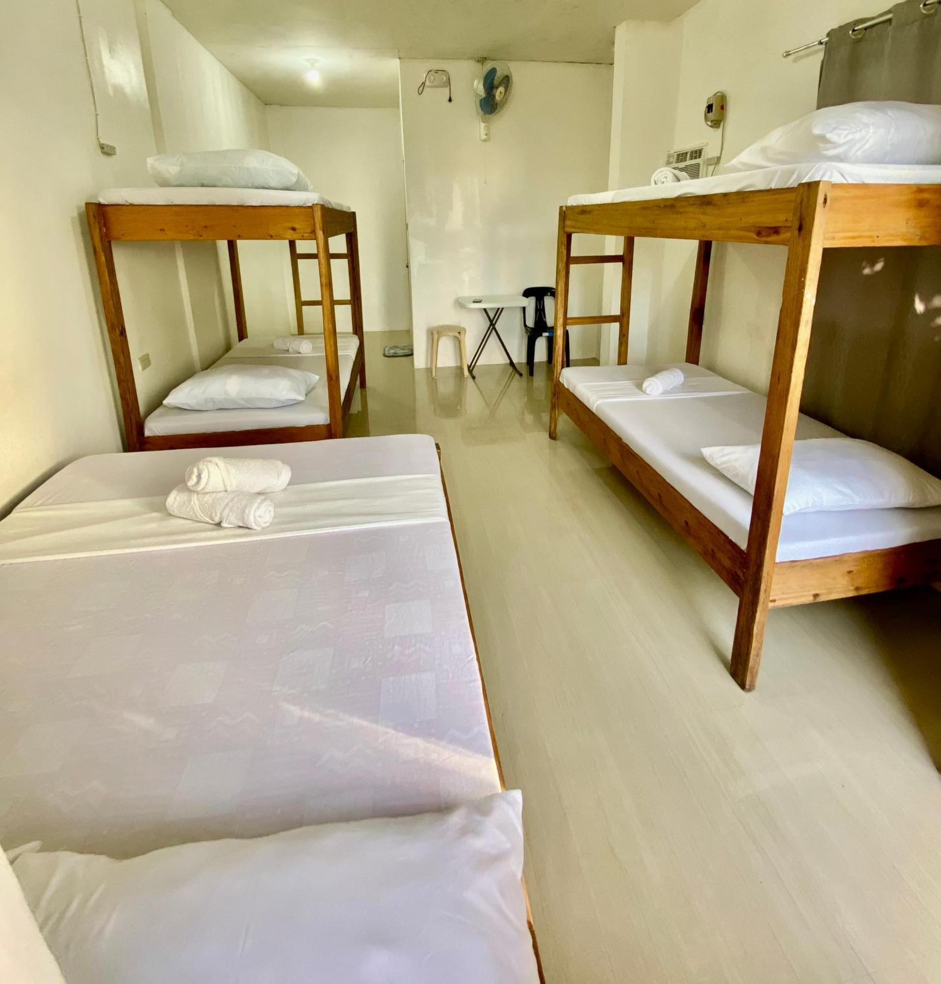 Reddot Guest House General Luna  Esterno foto