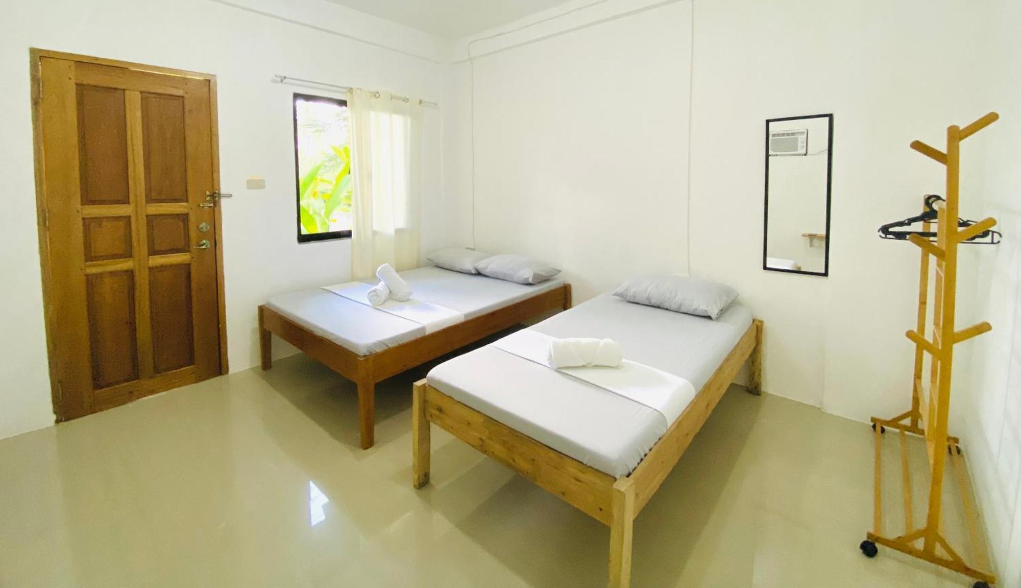 Reddot Guest House General Luna  Esterno foto