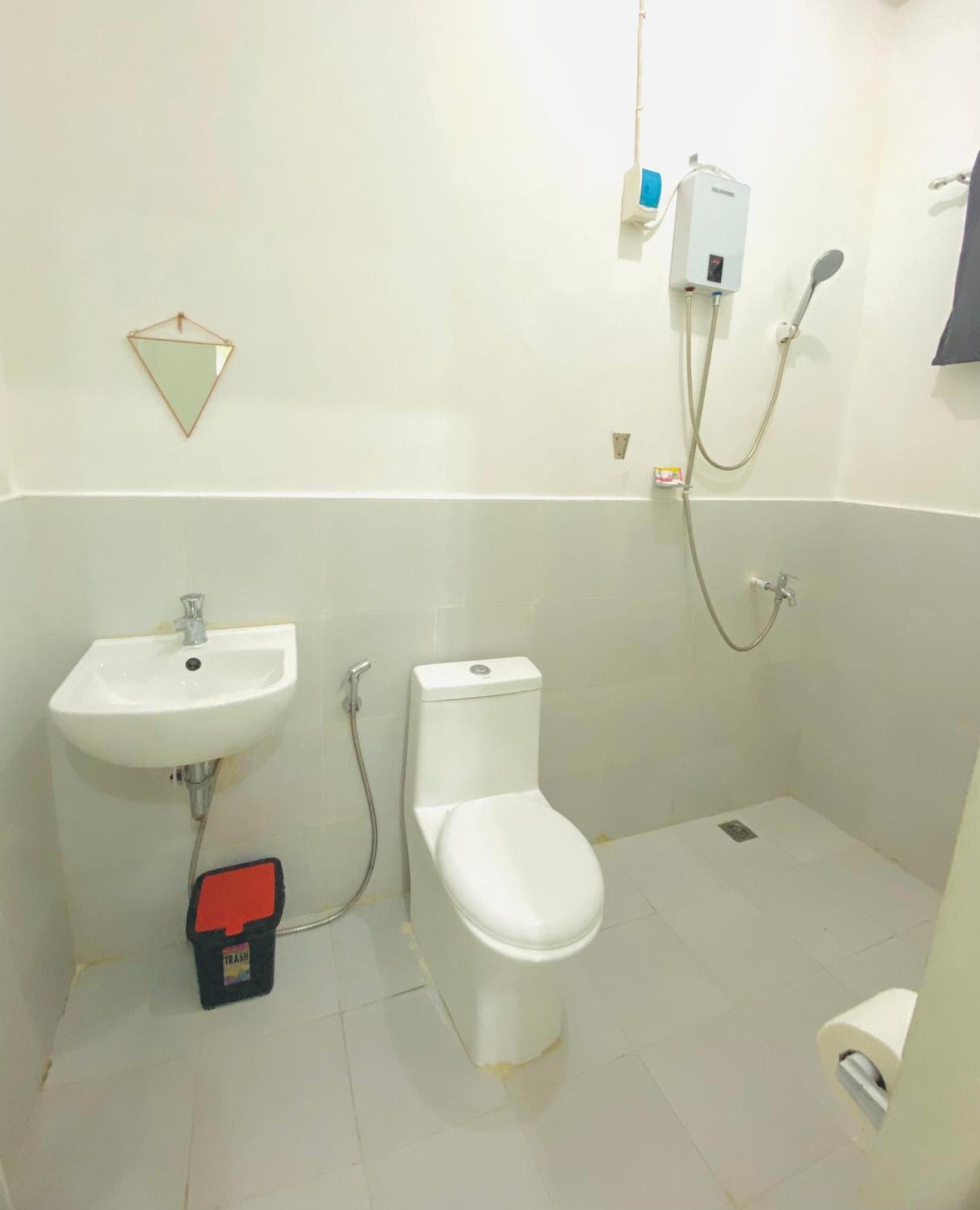 Reddot Guest House General Luna  Esterno foto