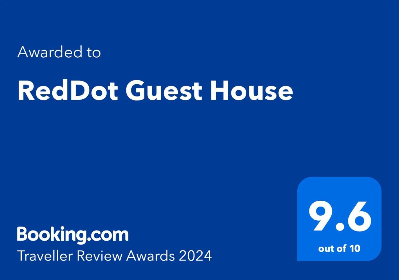 Reddot Guest House General Luna  Esterno foto